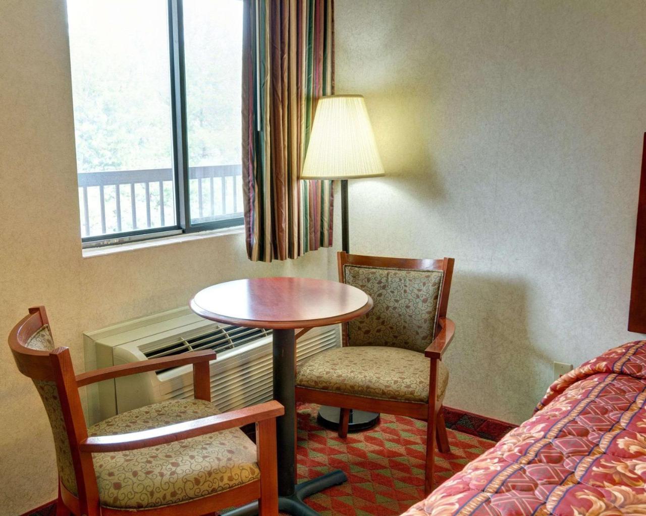 Red Carpet Inn By University Of Maryland College Park Exterior photo