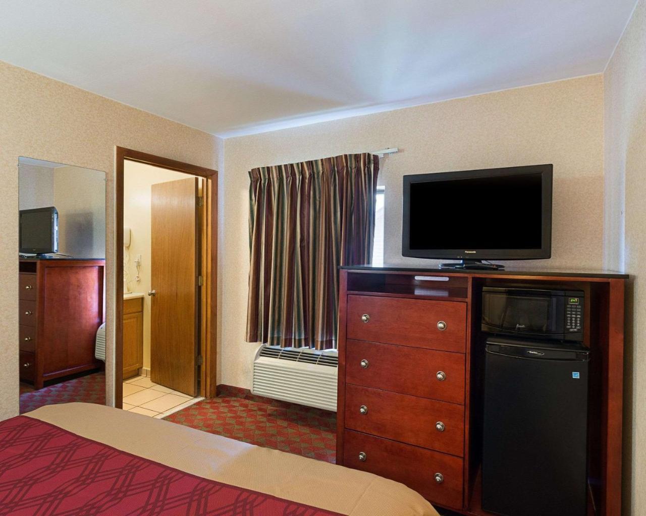Red Carpet Inn By University Of Maryland College Park Exterior photo